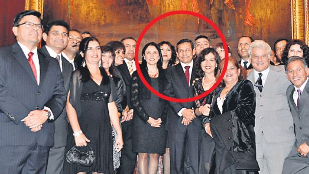 En la fotografía se aprecia a la pareja presidencial con el expulsado Ítalo Ponce. (USI)