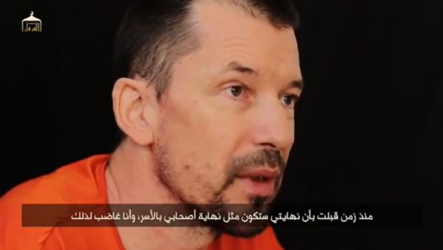 John Cantlie en séptimo video con sus declaraciones. (Ali Bari en YouTube)