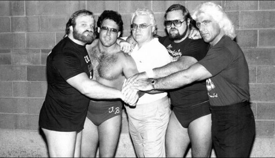 The Four Horsemen: Ric Flair, Arn Anderson, Ole Anderson, Tully Blanchard y JJ. Dillon. (WWE)
