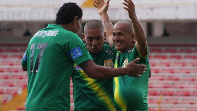 Sport Huancayo se salvó de la baja al ganarle a Los Caimanes en el partido definitorio. (USI)