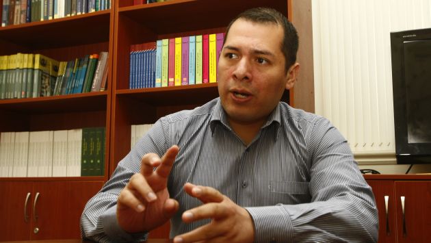 Christian Salas confirmó que procuradora Jenny Vilcatoma pidió la renuncia de Daniel Figallo. (Perú21)