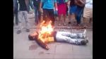 Las quemaduras ocasionaron que el manifestante sea llevado al hospital en estado agonizante. 