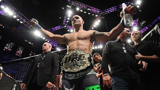 Lawler es el nuevo campeón de peso wélter de UFC. (Reuters)