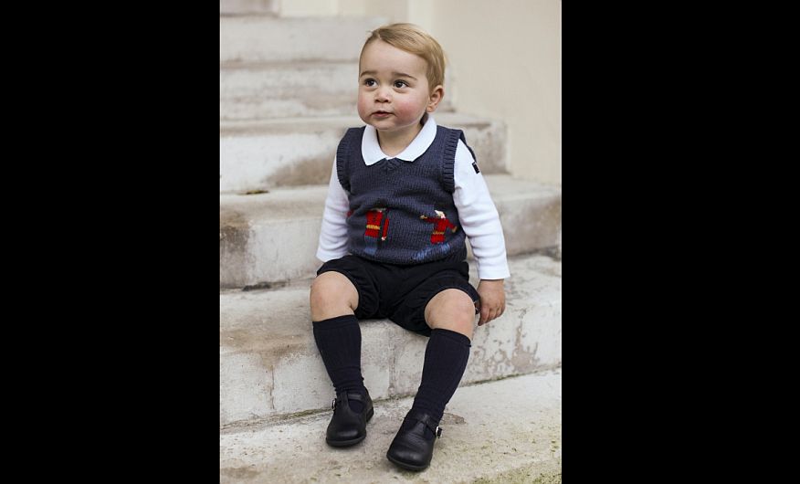 El príncipe Jorge fue protagonista de los medios británicos con estas imágenes. (Reuters)