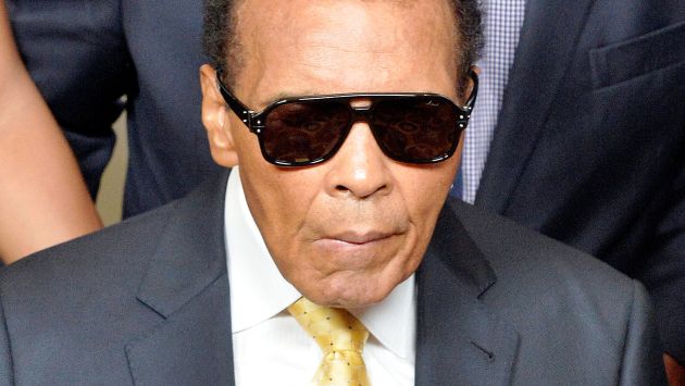 Muhammad Ali se recupera tras sufrir neumonía.(hoydeportes.com)