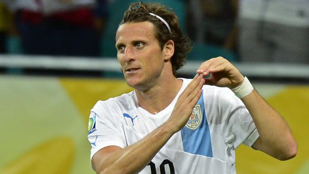 Volante no jugaría el 2015 en Perú. (AFP)