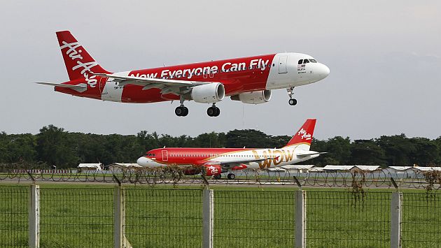 Preguntas y respuestas sobre la desaparición del avión de AirAsia. (Reuters)