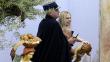 Activista de Femen que ‘robó’ al niño Jesús del Vaticano sigue detenida