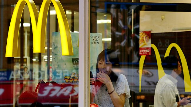 Empresas de comida rápida buscan una nueva imagen. (AFP)