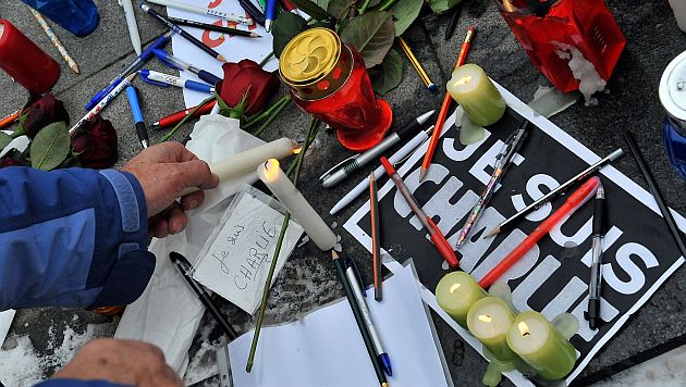 El semanario satírico Charlie Hebdo sufrió un ataque terrorista donde murieron 12 personas. (AFP)
