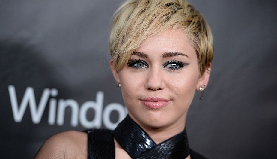 Miley Cyrus continúa llamando la atención de todo el mundo. (AP)