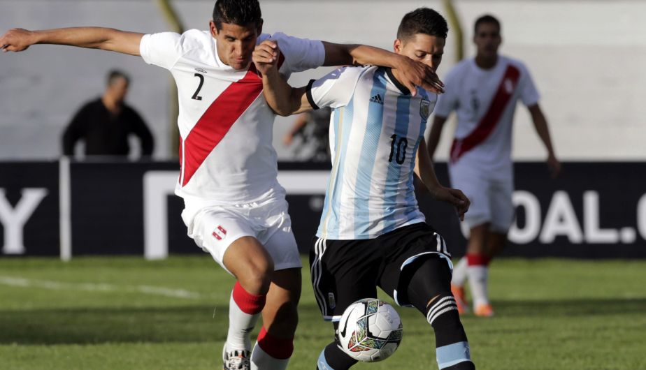 Perú fue un desastre y cayó 6-2 ante Argentina en el Sudamericano Sub 20. (Reuters)