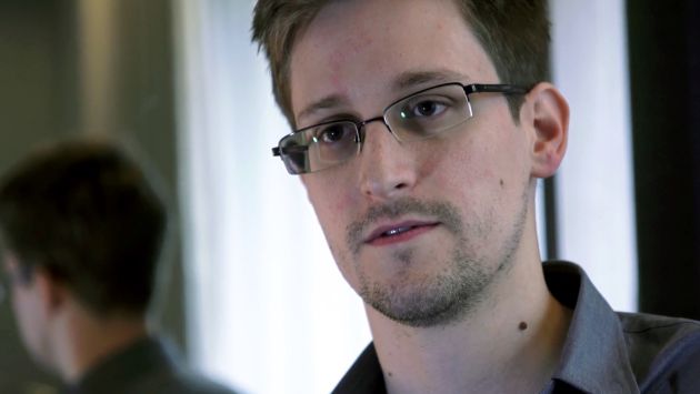 Edward Snowden no usa iPhone por motivo de seguridad. (AP)