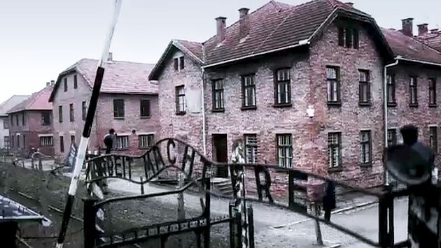 Auschwitz resume el horror del Holocausto. (Captura BBC)