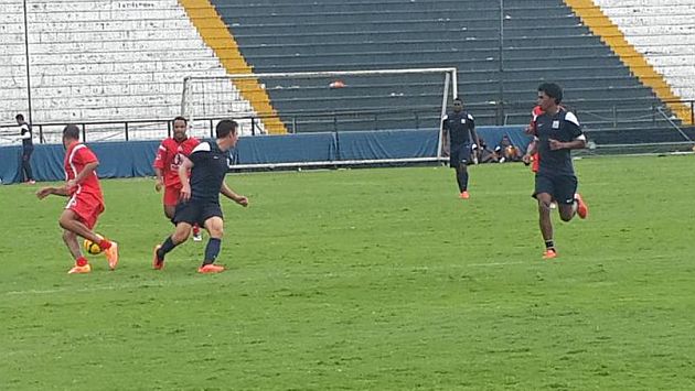 Alianza Lima perdió 4-2 ante los Agremiados. (@agremiados )