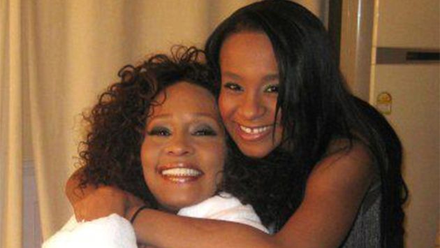 Bobbi Kristina Brown, hija de Whitney Houston, se encuentra en coma inducido. (Instagram)