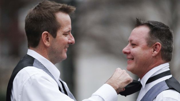 Parejas gays de Alabama ya se pueden casar legalmente. (Reuters) 