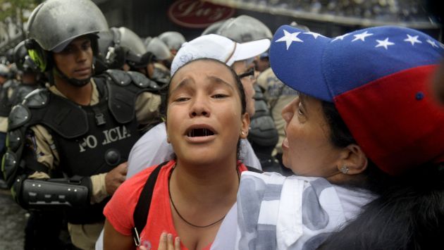 En Venezuela hay fuerte división entra la oposición y el gobierno. (AFP)