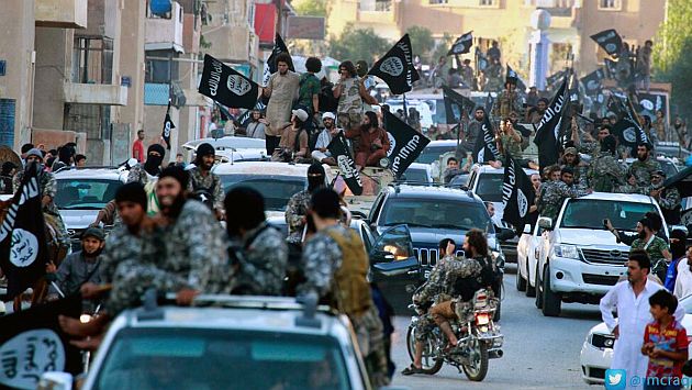 Estado Islámico: Más de 100 personas fueron asesinadas al intentar huir del grupo terrorista. (AP)
