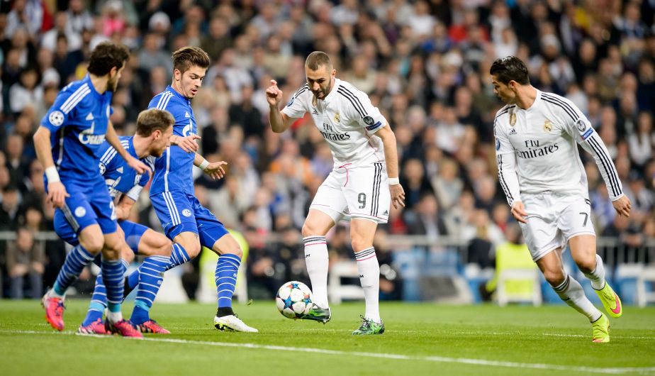 Real Madrid perdió 4-3 con Schalke 04 pero consiguió su clasificación a cuartos de final de la Champions League. (AFP)