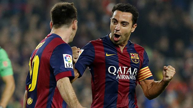Xavi Hernández es una de las figuras del Barcelona junto a Lionel Messi. (Reuters)