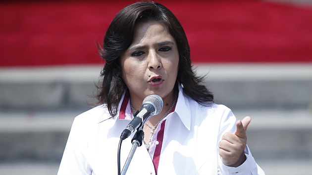 La jefa del Gabinete Ministerial, Ana Jara Velásquez, anunció esta madrugada ante el Pleno del Congreso. (USI)