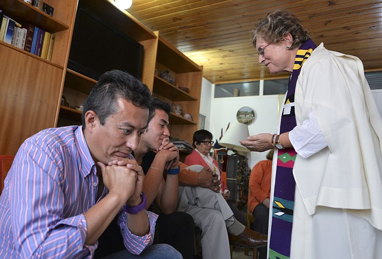 Cuatro colombianas sacerdotes desafían la jerarquía del Clero. (AFP)