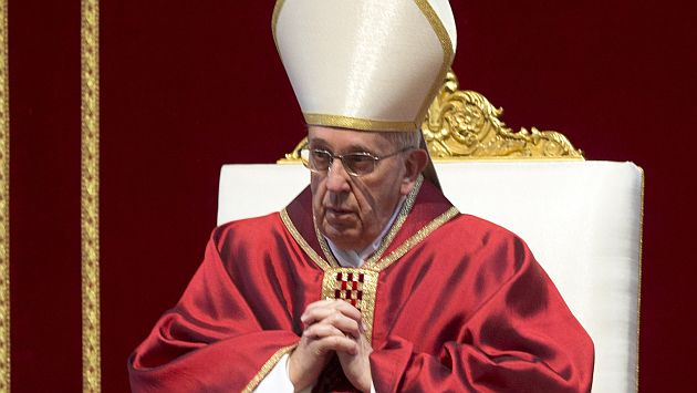 Papa Francisco envió mensaje en Twitter por Viernes Santo. Tiene más de 7 mil retuits. (AP)