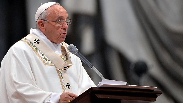 Papa Francisco pide al mundo actuar contra persecución de cristianos. (EFE)