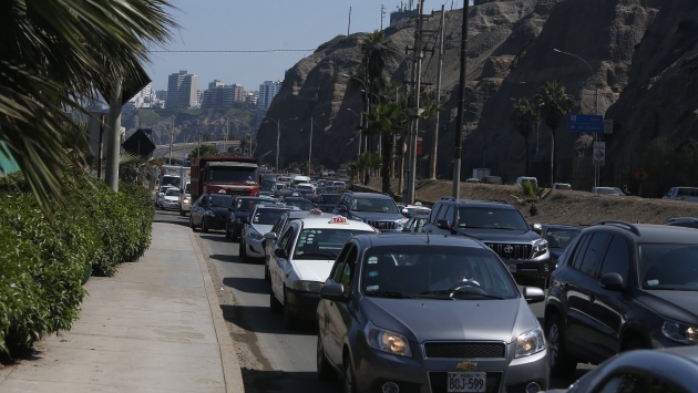 Costa Verde estará cerrada por 80 días y el colapso del tráfico se trasladó a Barranco. (Mario Zapata)