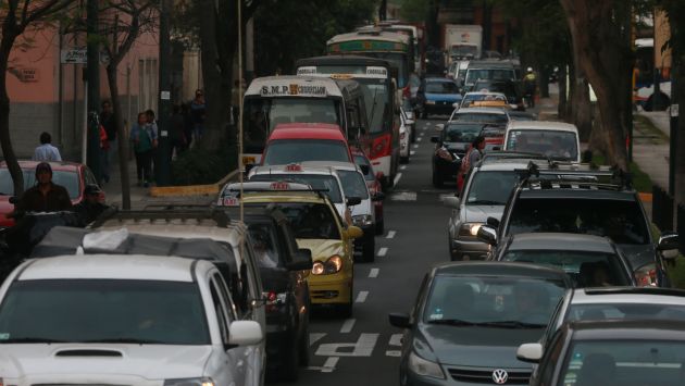 Calles de una sola vía en Barranco reciben más de 1,500 vehículos por hora. (USI)