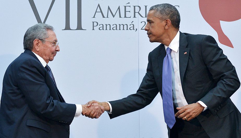 El histórico diálogo entre el presidente de Estados Unidos, Barack Obama, y su par de Cuba, Raúl Castro, es uno de los grandes hitos de este principio de siglo. (AFP)