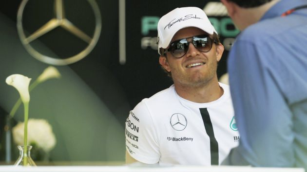 Rosberg acusó de egoísta a Hamilton. (Reuters)