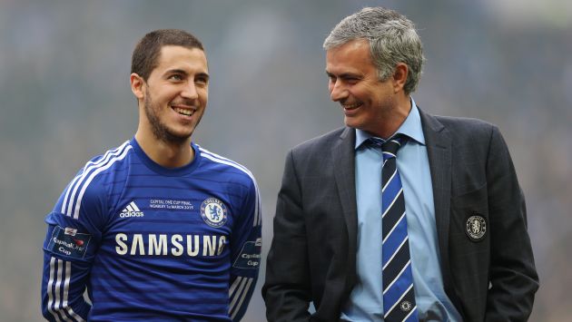 José Mourinho afirmó que Eden Hazard es uno de los tres mejores jugadores del mundo. (Reuters)