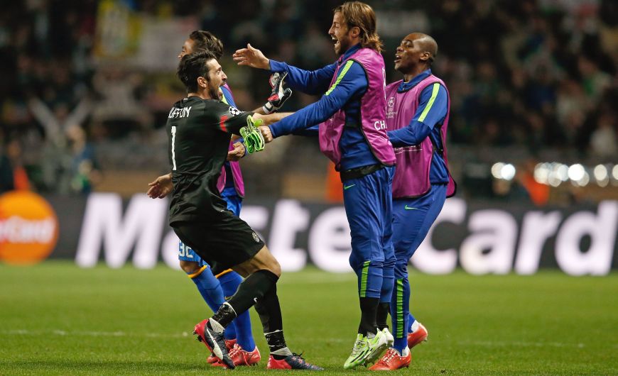 Juventus empató sin goles con el Mónaco y clasificó a semifinales de la Champions League. (AFP)