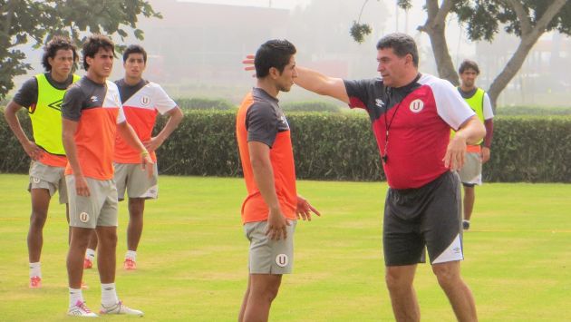 Luis Suárez ha impuesto reglas de conducta a los jugadores de Universitario. (Perú21)