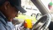 Facebook: Este ingenioso taxista limeño nos da una lección de vida