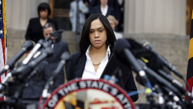 Fiscal estatal de Baltimore, Marilyn Mosby, presentará cargos contra 6 policías por la muerte de Freddie Gray. (AP)