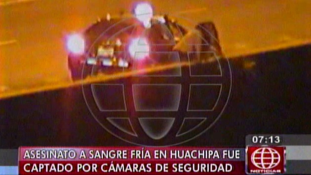 Asesinos lanzaron de puente y remataron a balazos a vigilante en San Juan de Lurigancho. (América Noticias)