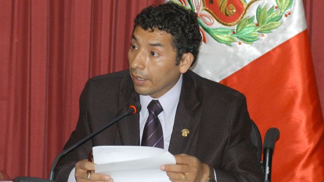 Ana María Solórzano salvó al oficialista Jhon Reynaga de la suspensión. (Perú21)