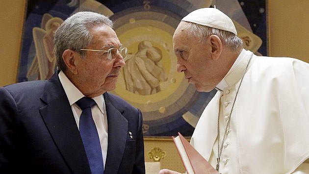 El mandatario cubano visitó al Sumo Pontífice en el Vaticano. (EFE)