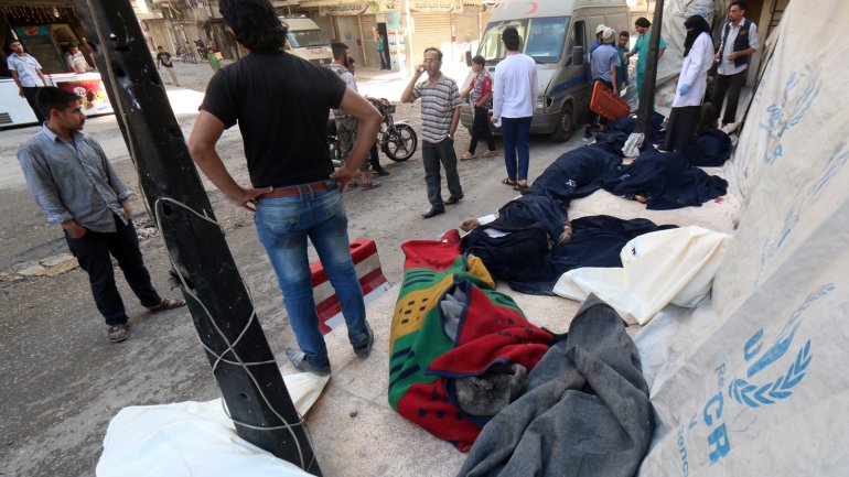 Masacre en Siria. Más de 70 personas muertas tras ataque aéreo de Bashar al Assad. (AFP)