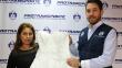 Metropolitano: Devolvieron vestidos de novia a comerciante que los olvidó en bus 