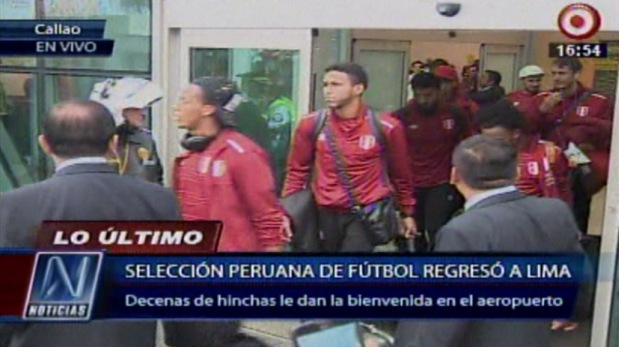 Hinchas recibieron con mucha alegría y orgullo a la Selección peruana. (Canal N)