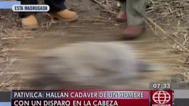 Hallaron cadáver de hombre con herida de bala en la cabeza en Pativilca. (América Noticias)