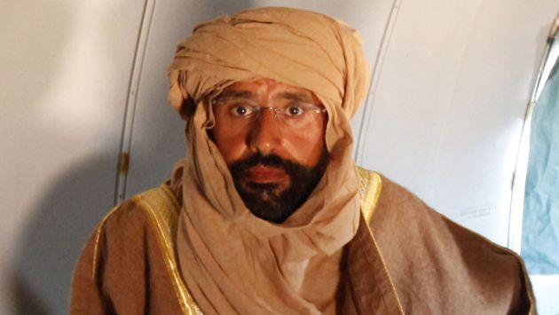 Saif al Islam, hijo de Muamar al Gadafi, fue condenado a muerte en Libia. (Reuters)