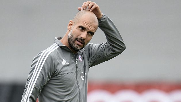 Pep Guardiola tiene tres años dirigiendo al Bayern Munich. (EFE)