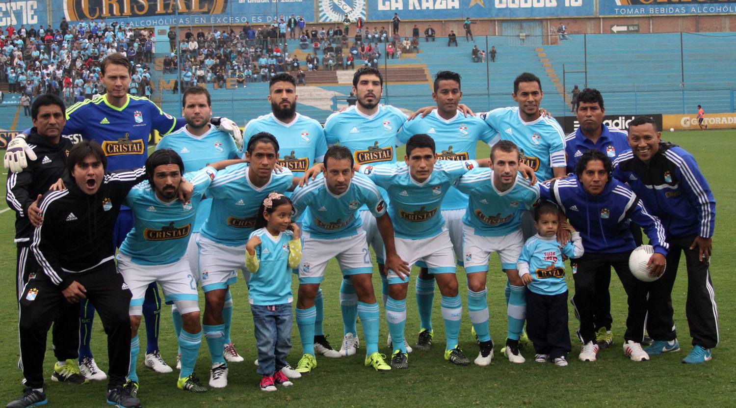 Sporting Cristal venció 1-0 a Sport Huancayo con golazo de Carlos Lobatón. (Facebook)