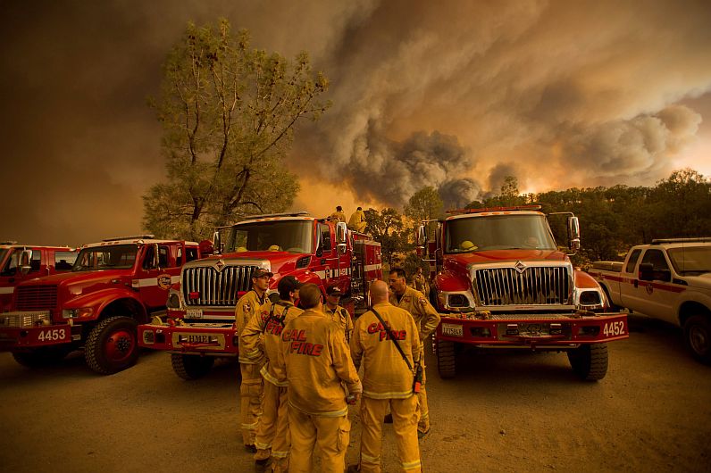 California registró una veintena de incendios forestales por sequía. (EFE)