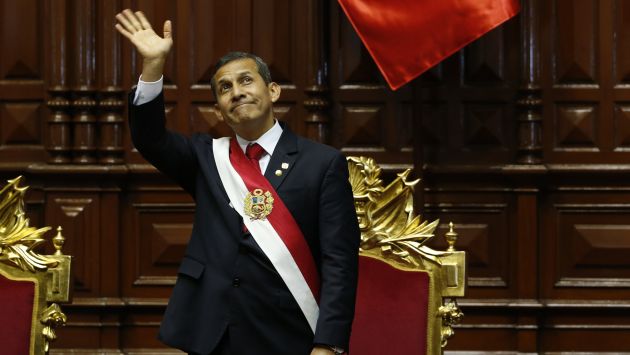 En otra realidad. El presidente Humala no acepta críticas y afirmó que no entrará a responder chismes baratos ni escandaletes. (Nancy Dueñas)